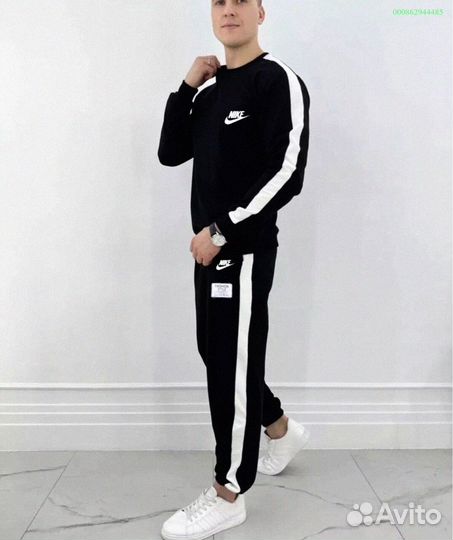 Спортивный костюм