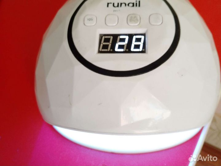 Лампа для ногтей в хорошем состоянии