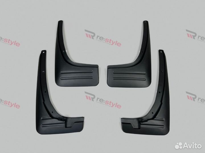 Брызговики Toyota RAV4 (ха20) 00-05г Черные