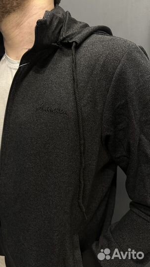 Костюм мужской спортивный