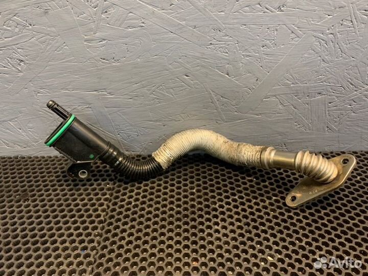 Трубка вентиляции Audi А4 B7 BWE 2008