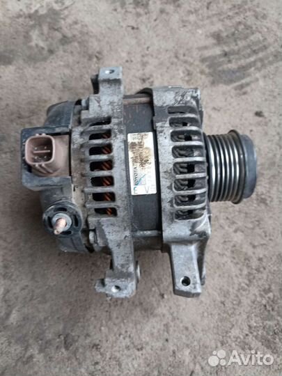 Генератор Toyota Corolla 150, Auris 1.3 л. 1nrfe