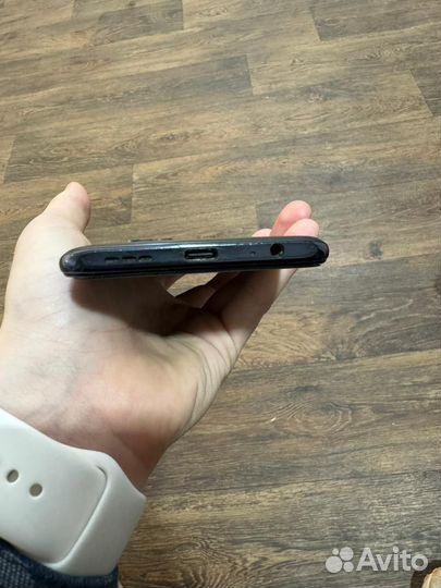 Xiaomi Redmi, 4 ГБ
