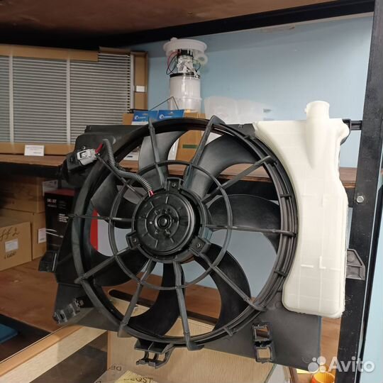 Диффузор радиатора в сборе Hyundai Solaris / Kia