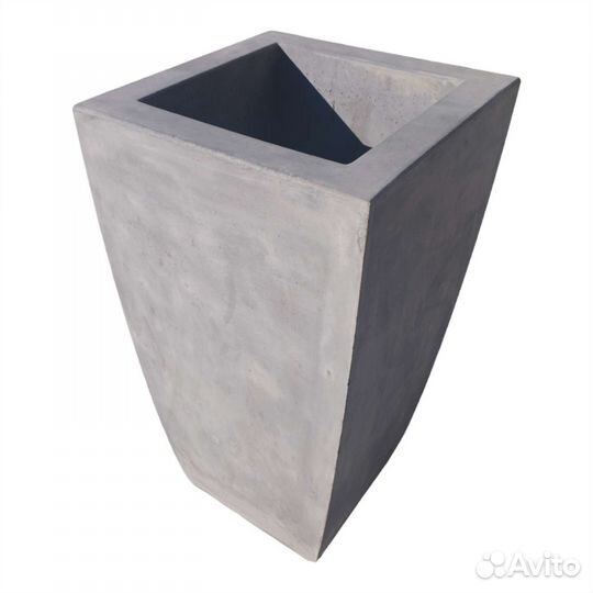 Вазон бетонный Ирис