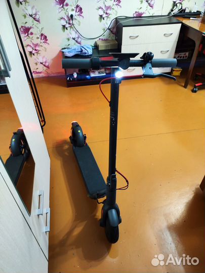 Xiaomi Navee V50 новый электросамокат