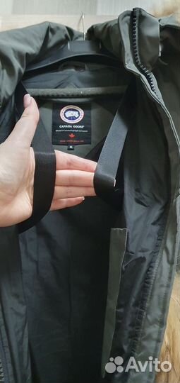 Пуховик зимний длинный женский с мехом