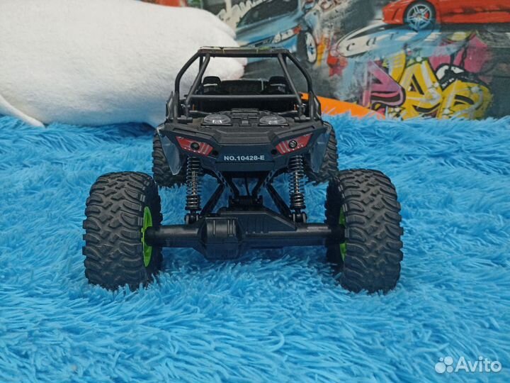 Машина монстр трак