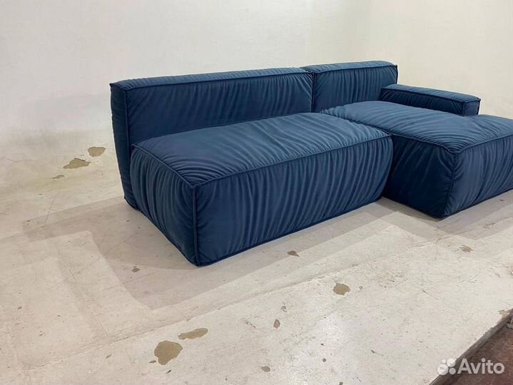 Диван Фабрика