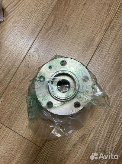 Cтупица колеса С подшипником на polo/rapid