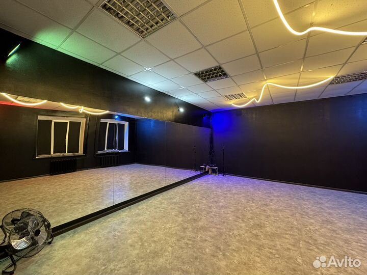 Танцевальный зал, зал для танцев