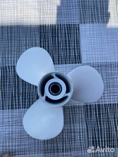 Гребной винт для лодочного мотора yamaha