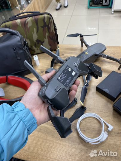 Квадрокоптер DJI Mavic 2 Pro с полным комплектом