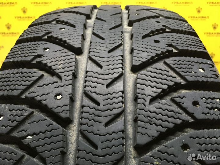 Bridgestone Ice Cruiser 7000 235/55 R18 104T