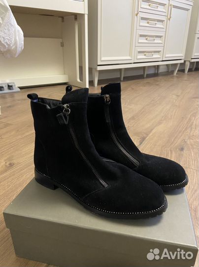 Ботинки челси женские