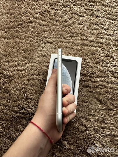iPhone Xr, 64 ГБ