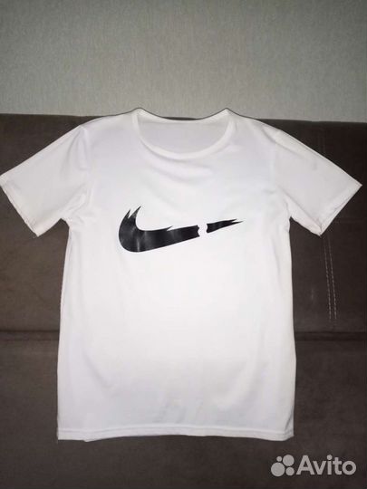 Футболка Nike мужская