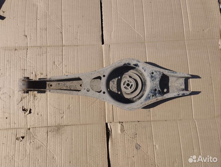 Рычаг задний правый поперечный Volkswagen Golf 6