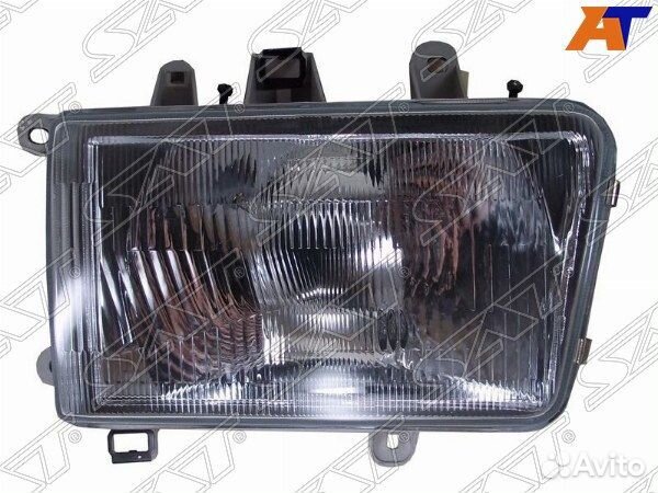 Фара toyota hilux pick UP