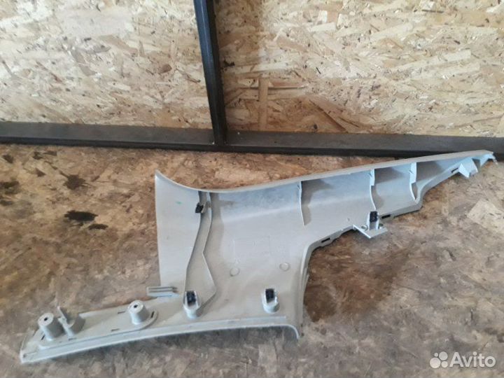 Обшивка стойки Ford Focus 2 CB4 1.6 shda 2008