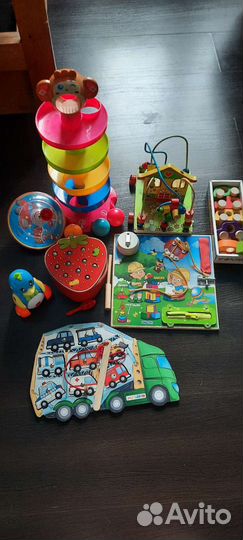 Развивающие игрушки пакетом
