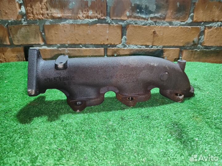 Коллектор выпускной правый Volkswagen Touareg 7L