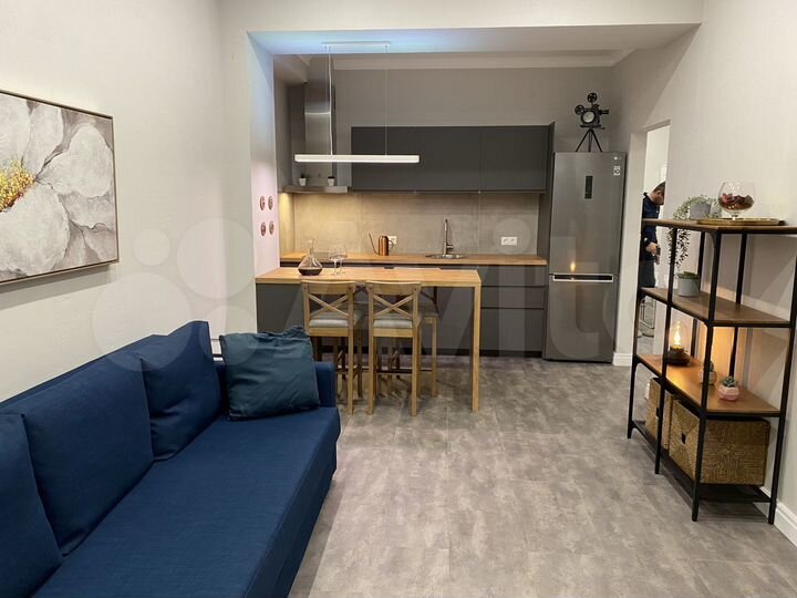 2-к. квартира, 66 м², 6/17 эт.