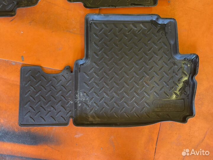 Коврики салона chevrolet spark m300