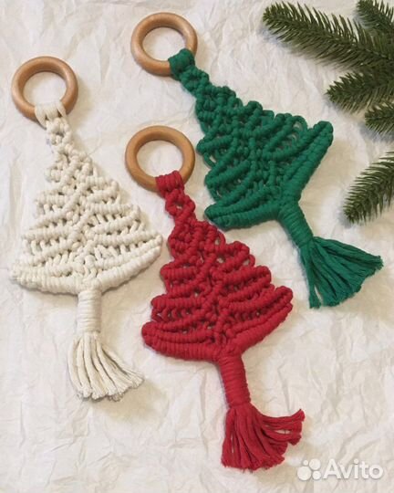 Новогодние игрушки елки макраме