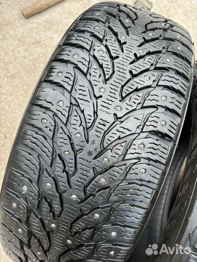 Nokian Tyres Hakkapeliitta 9 SUV 235/55 R19