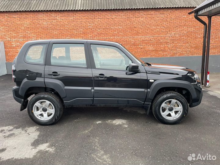 ВАЗ Niva Travel 1.7 МТ, 2024, 1 км