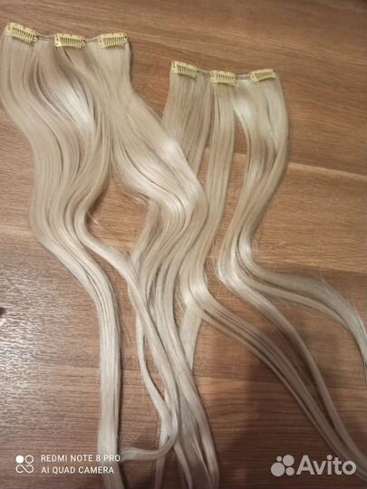 Волосы на заколках