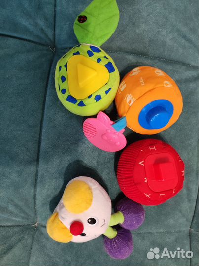 Развивающие игрушки, гусеница шуршалка, погремушки