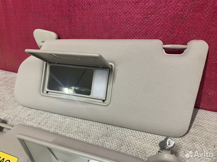 Outlander 3 GF Козырек Солнцезащитный