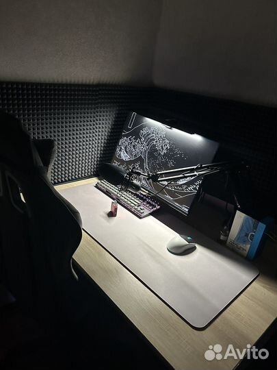 Игровой компьютер со всеми девайсами