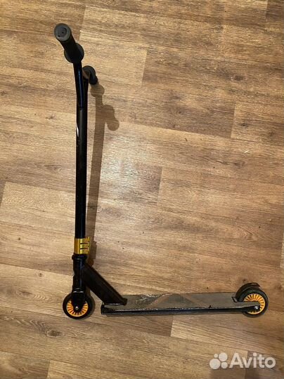 Самокат трюковой cosmo escape