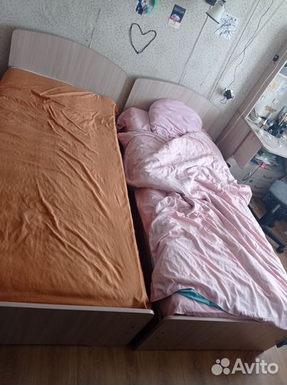 Кровать односпальная с матрасом бу 2 шт