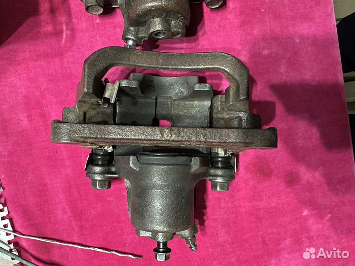 Тормозные суппорта TLC200