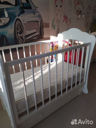 Продам комод и кроватку