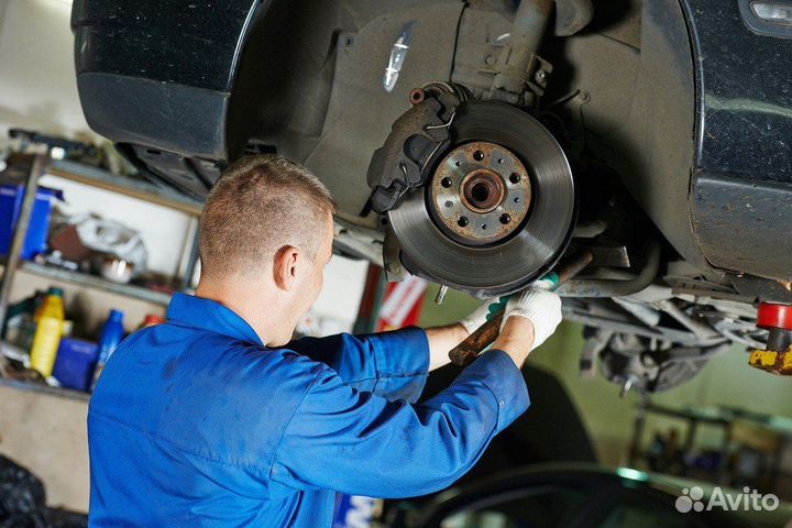 Требуется автослесарь