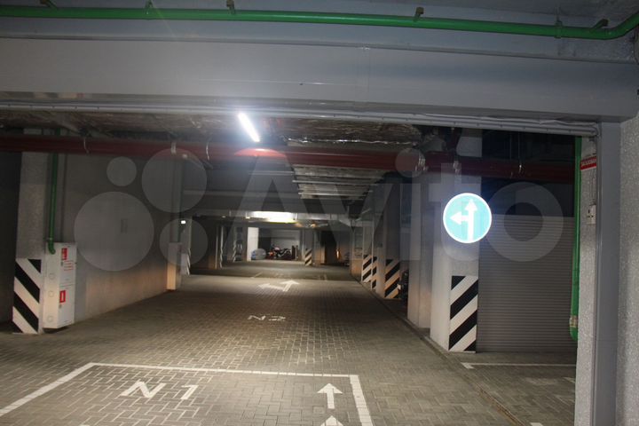 Машиноместо, 20 м²