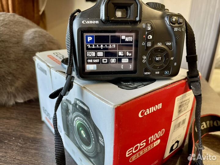 Зеркальный фотоаппарат canon eos 1100d
