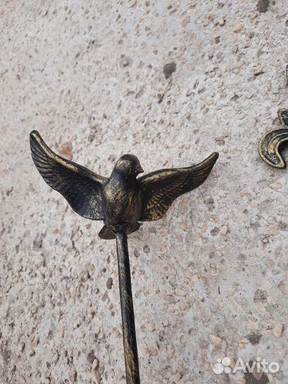 Для растений колышек, опора, ручная ковка