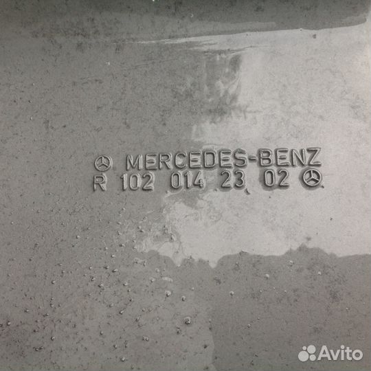 Поддон Мерседес