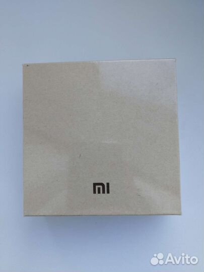 Продаю фитнес браслет Xiaomi Miband