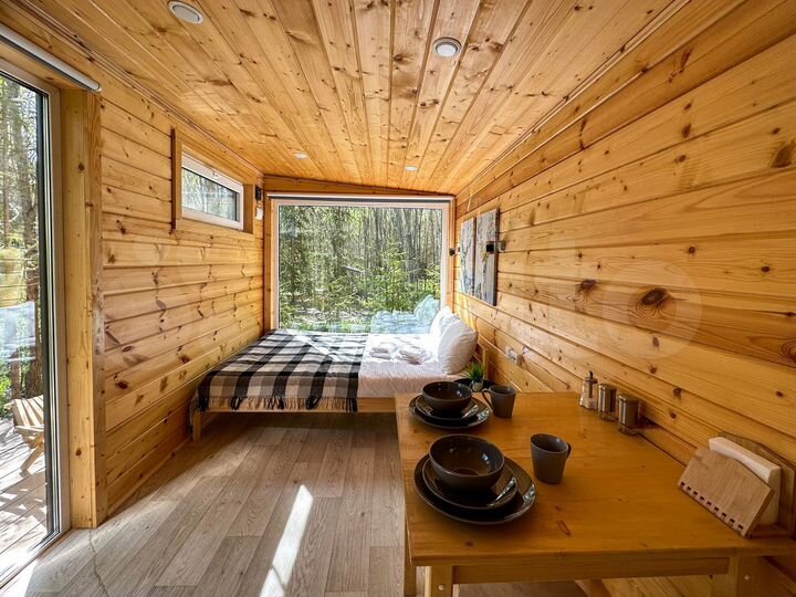 Дом 18 м² на участке 100 сот.