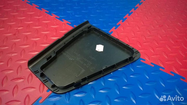 Накладка обшивки двери багажника правая BMW X3 F25