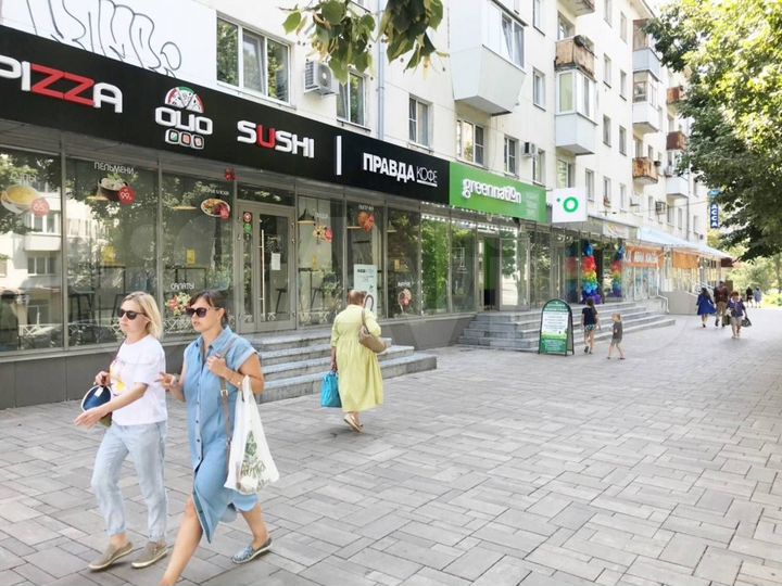 Аренда помещения с витринами