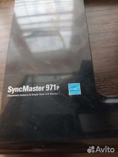 ЖК монитор 19