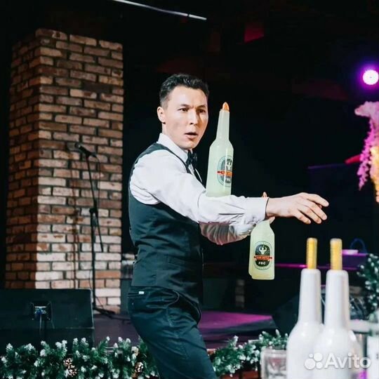 Бармен шоу, пирамида шампанского, велкам бар